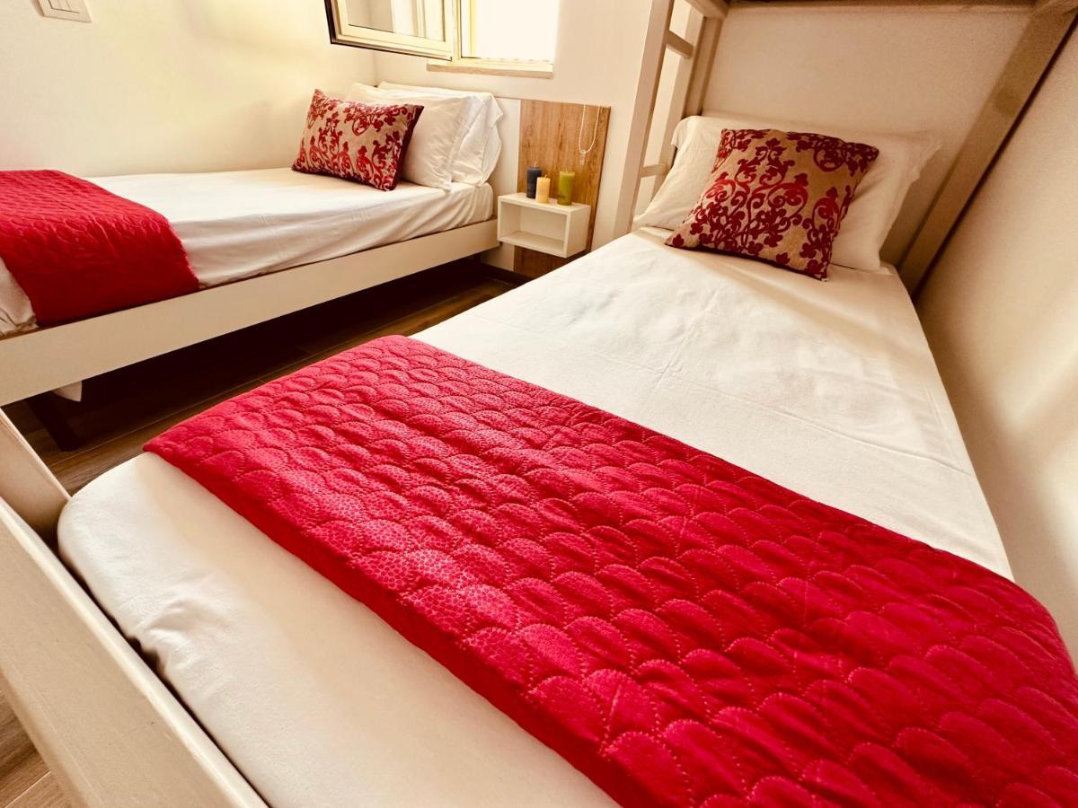 B&B The Sun - Family Rooms Tropea Exteriör bild