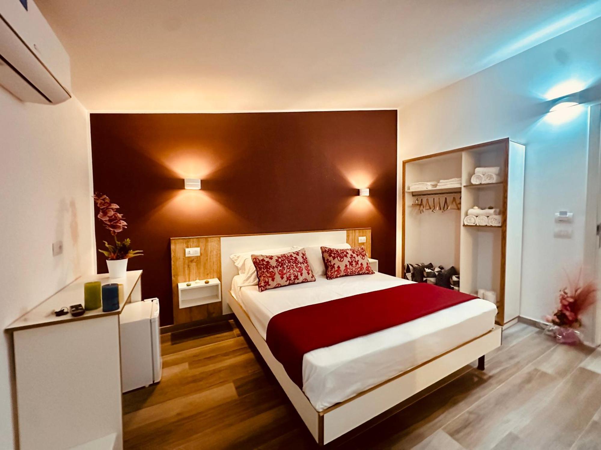B&B The Sun - Family Rooms Tropea Exteriör bild